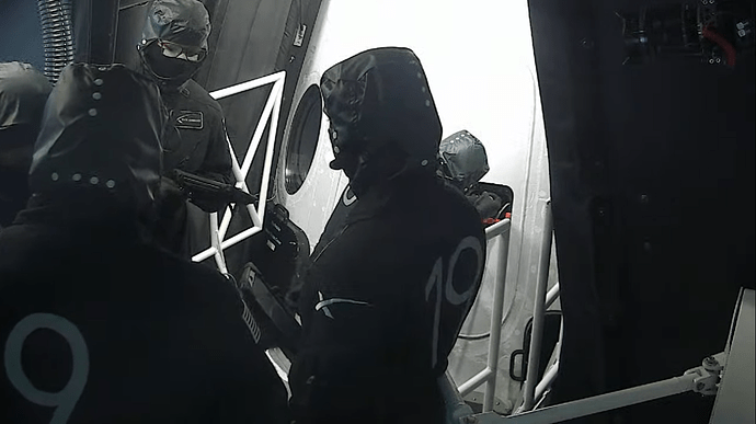Crew Demo-2 - YouTube - Google Chrome 27_05_2020 20_32_39