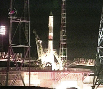 160328main_soyuz_poisk_launch.jpg