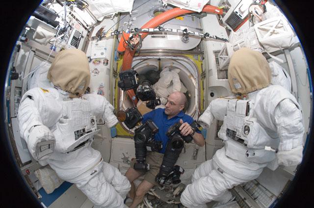 iss031e112512.jpg